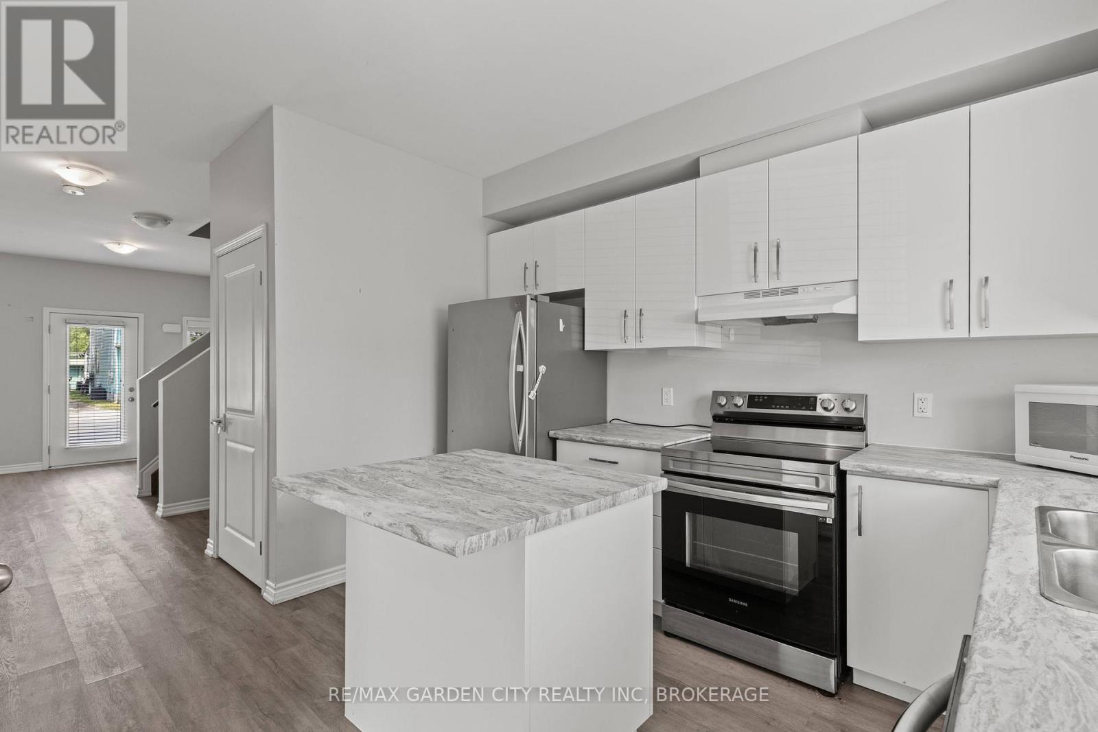 8 - 182 Broadway Lane, Welland, Ontario  L3C 5L5 - Photo 8 - X13655846