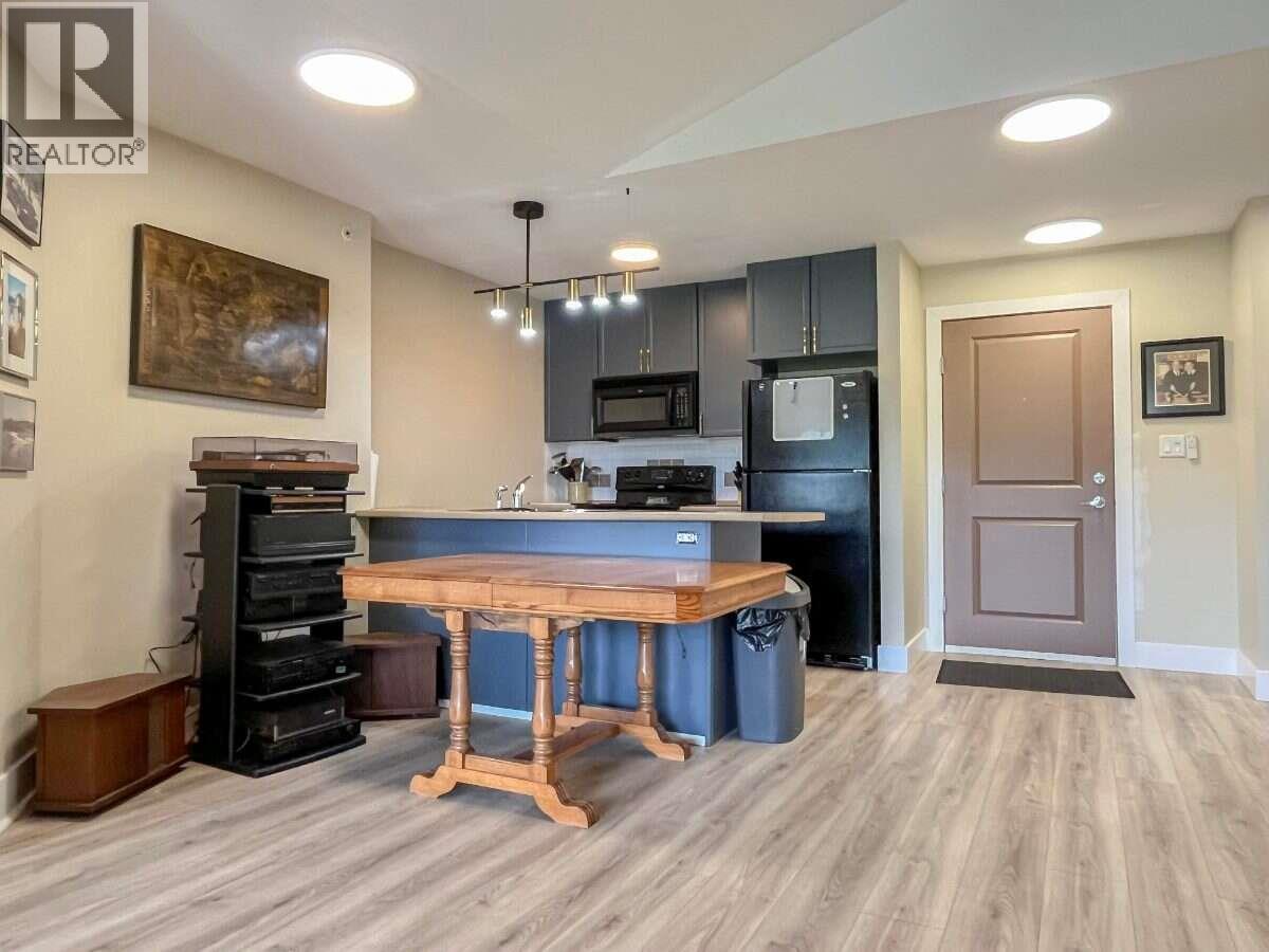 246 Hastings Avenue Unit# 405, Penticton, British Columbia  V2A 2V6 - Photo 6 - 10397286
