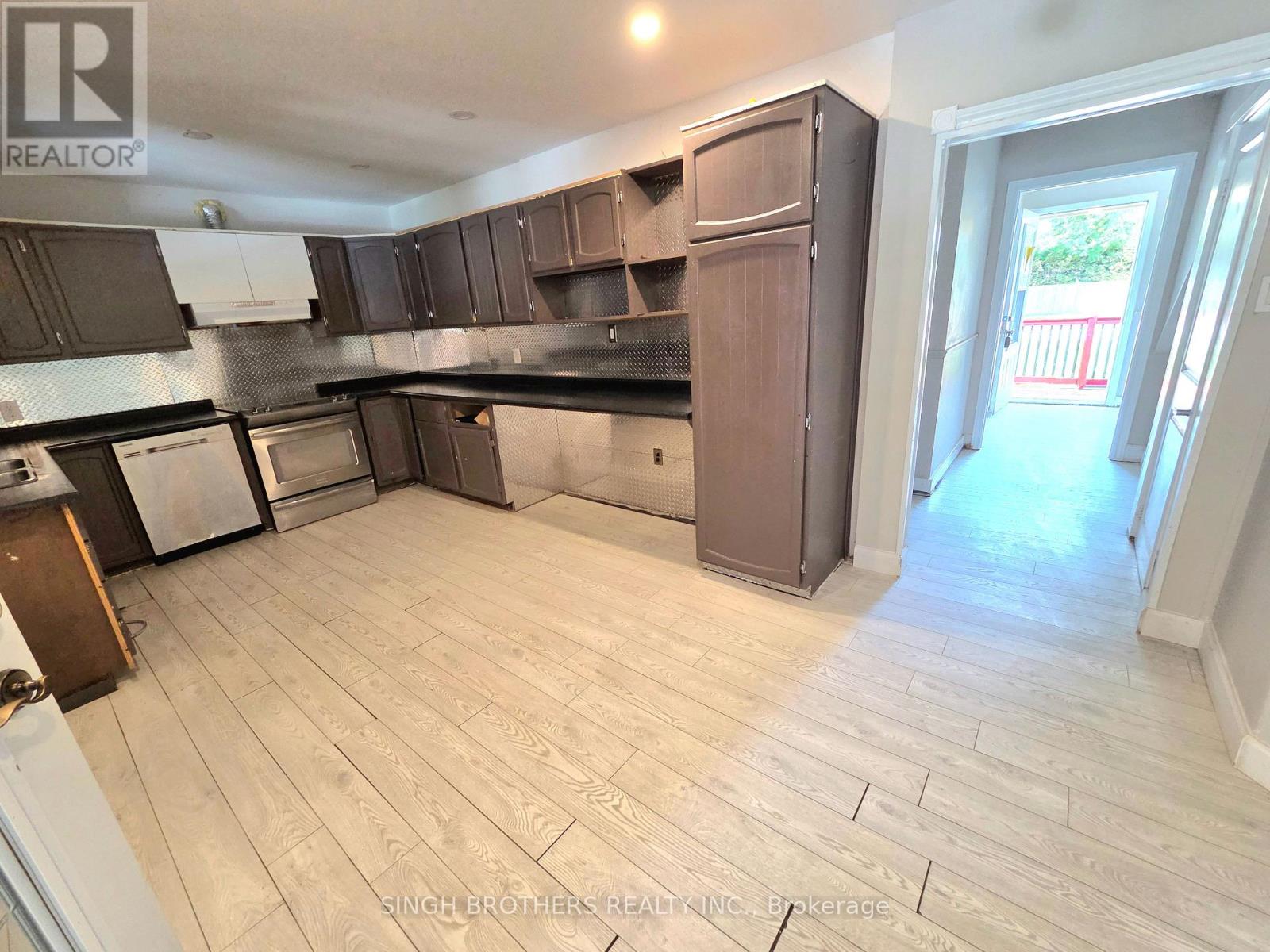 149 Rice Road, Welland, Ontario L3C 2V7 - Photo 14 - X13645924