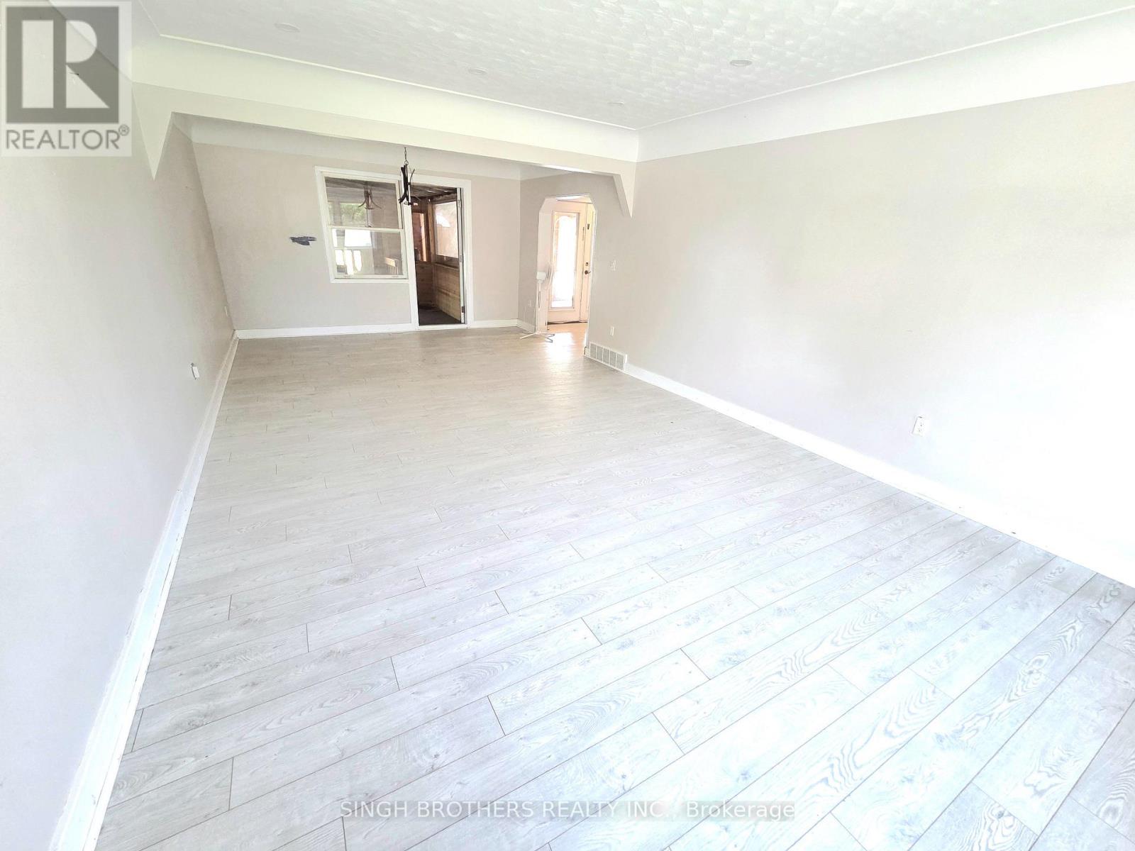 149 Rice Road, Welland, Ontario L3C 2V7 - Photo 9 - X13645924