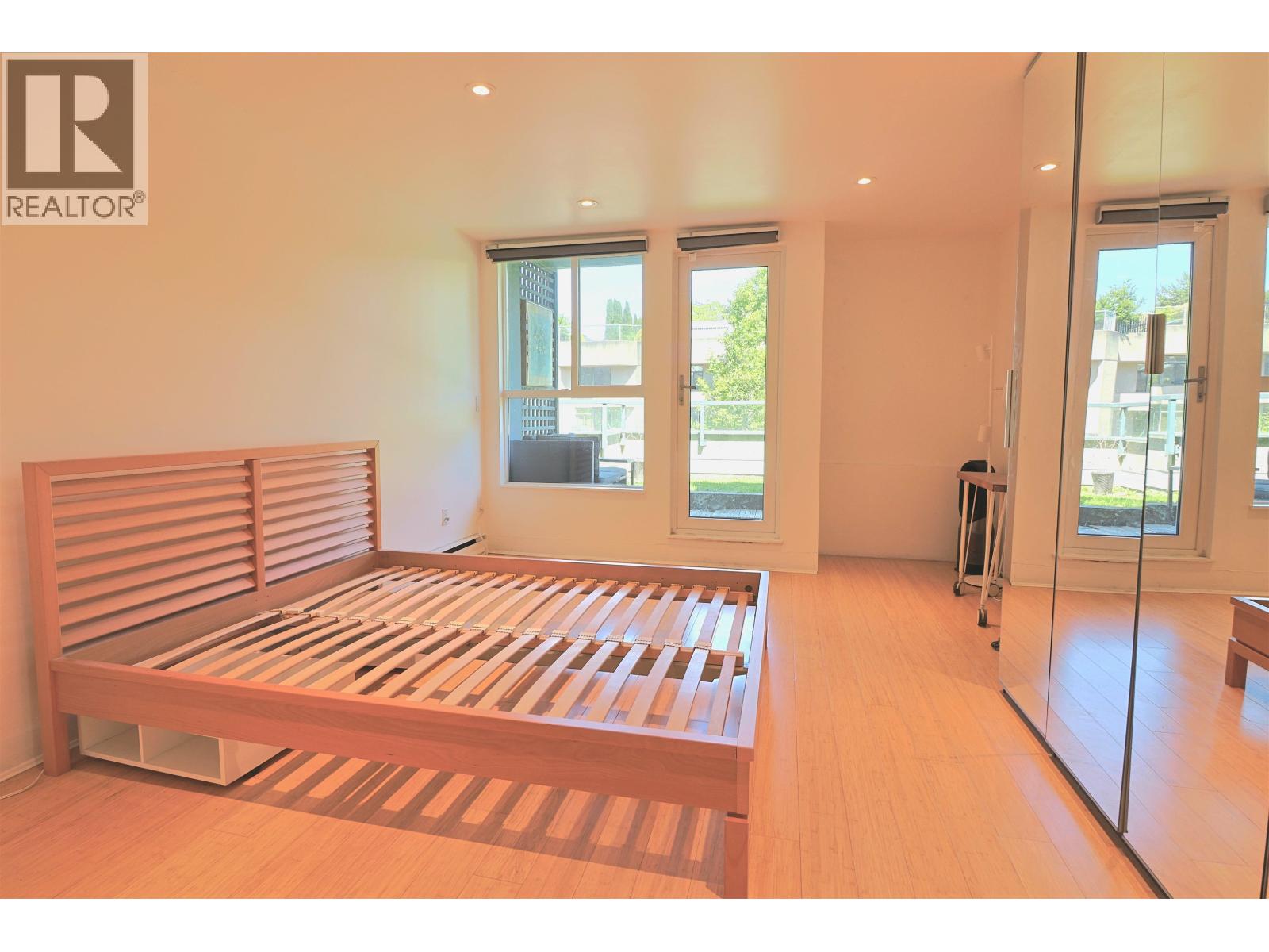 21 1345 W 4th Avenue, Vancouver, British Columbia  V6H 3Y8 - Photo 17 - R3131785