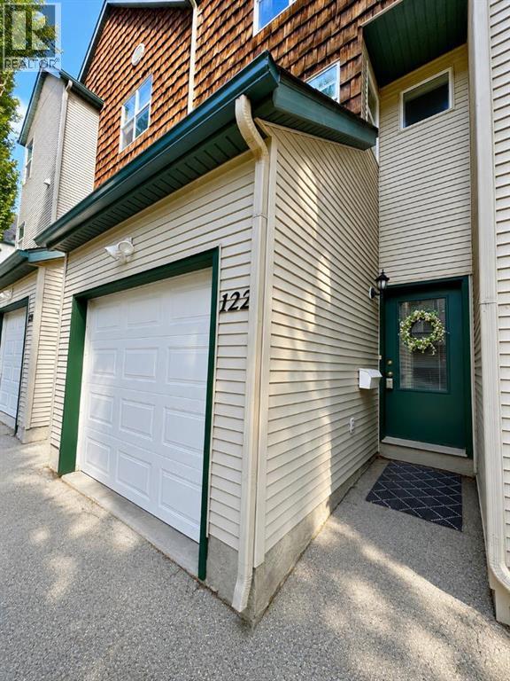 122 Bridlewood Lane Sw, Calgary, Alberta T2Y 3X8 - Photo 1 - A2335510