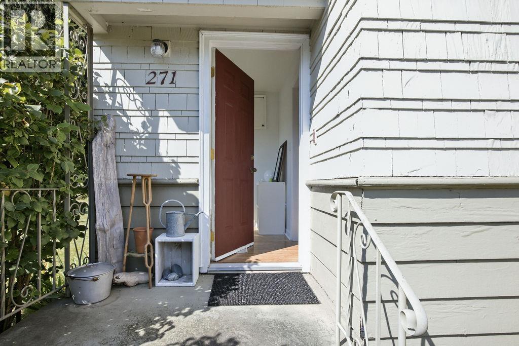 271 Cochrane Road, Gibsons, British Columbia  V0N 1V8 - Photo 30 - R3154029