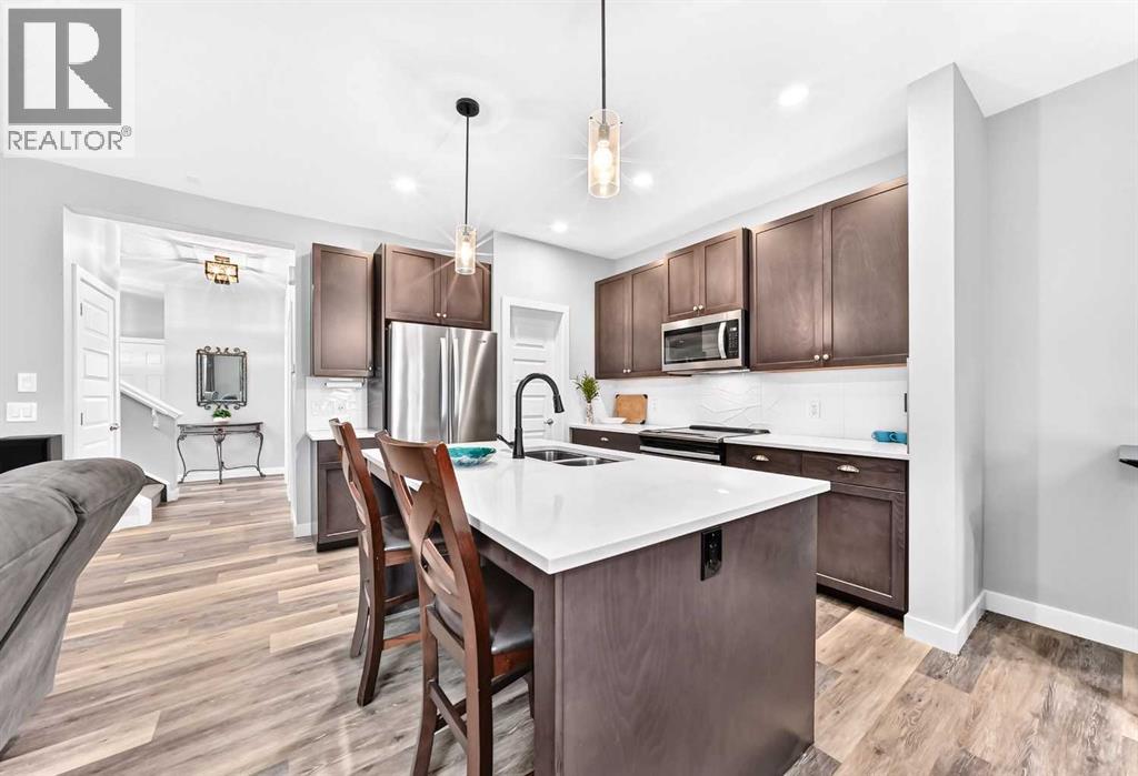 41 Walcrest Way Se, Calgary, Alberta  T2X 4G4 - Photo 4 - A2326618