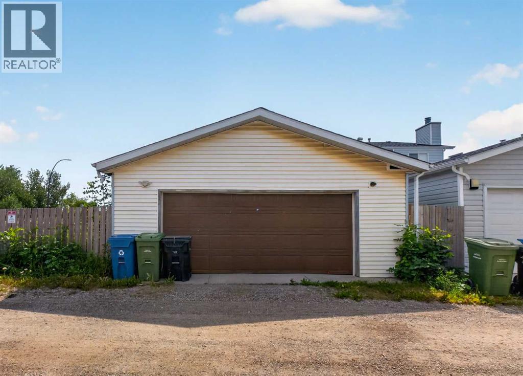 68 Erin Park Drive Se, Calgary, Alberta  T2B 2Z9 - Photo 39 - A2335489