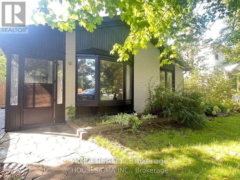 46 SEATON DRIVE W, Aurora, Ontario