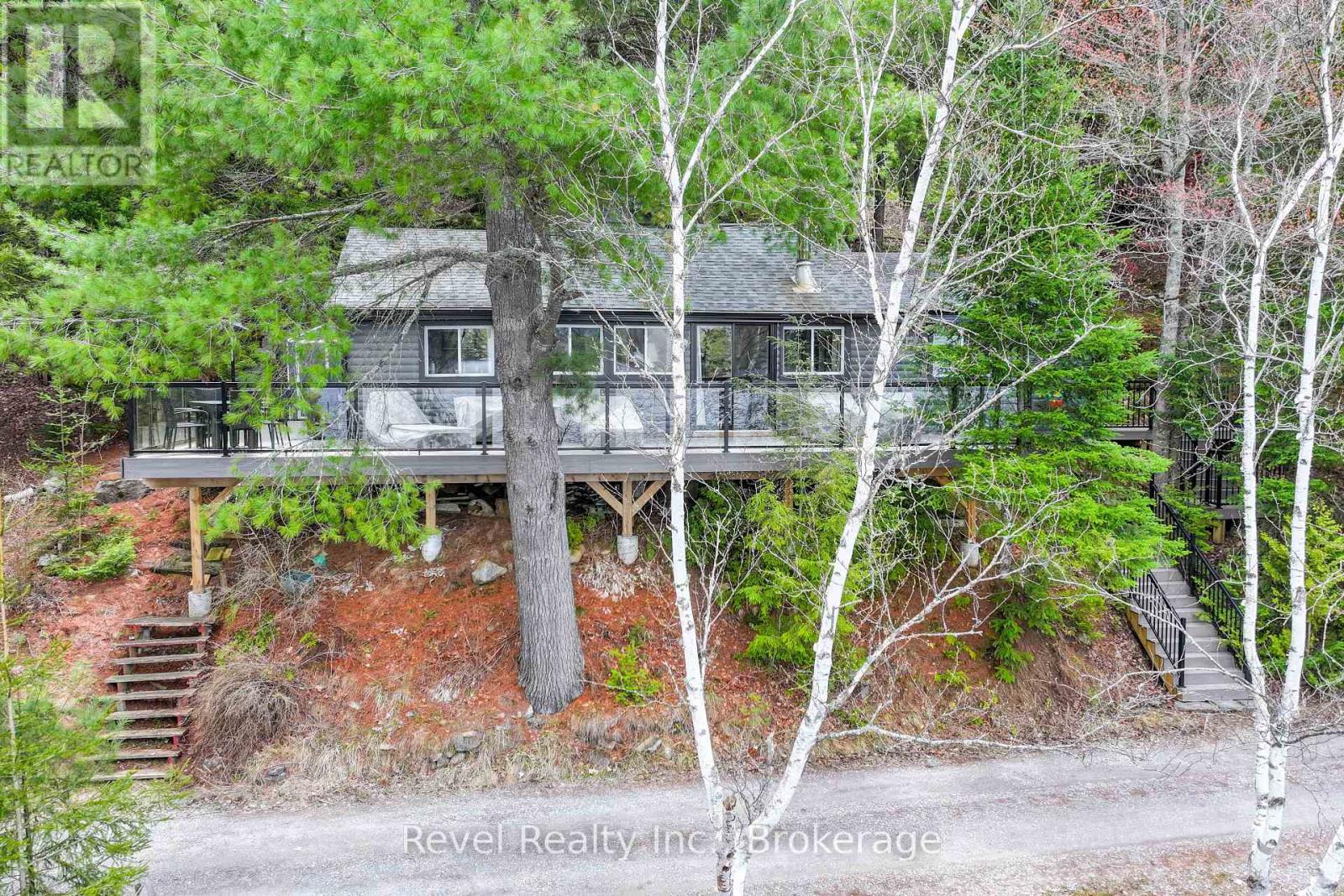 1129 LAKESHORE ROAD, Highlands East, Ontario