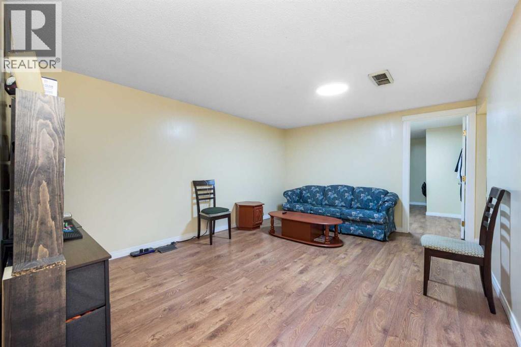 5071 Whitestone Way Ne, Calgary, Alberta T1Y 1T2 - Photo 21 - A2335978