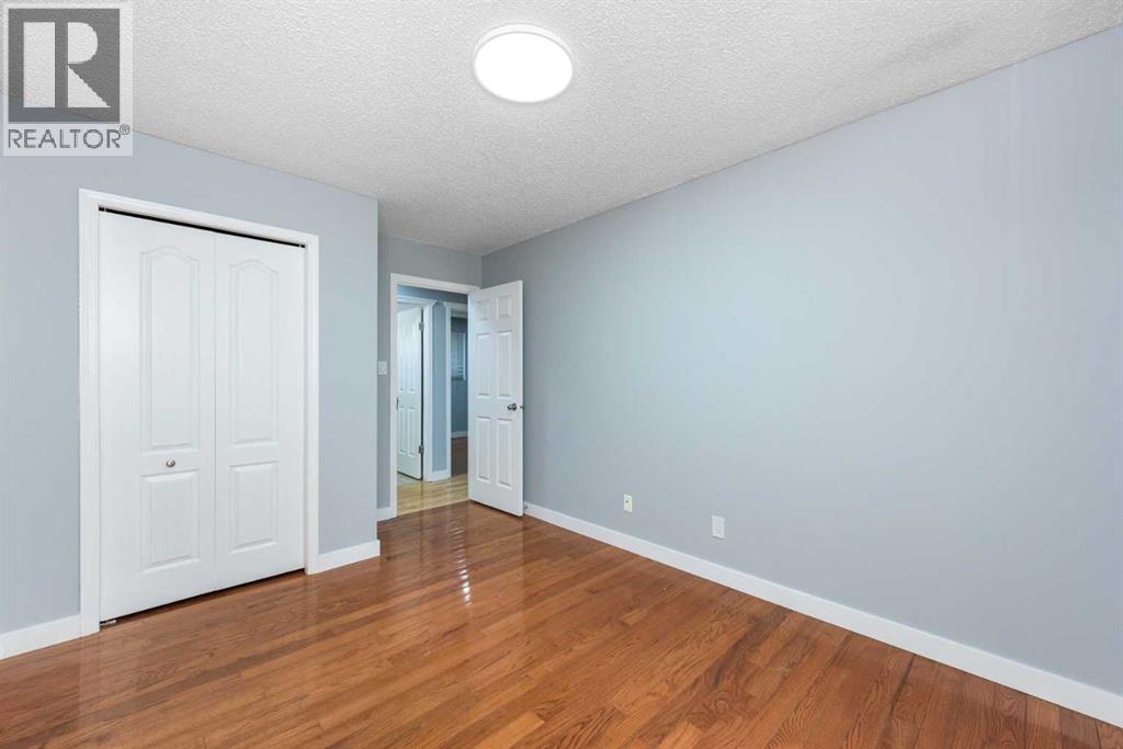 5071 Whitestone Way Ne, Calgary, Alberta T1Y 1T2 - Photo 12 - A2335978