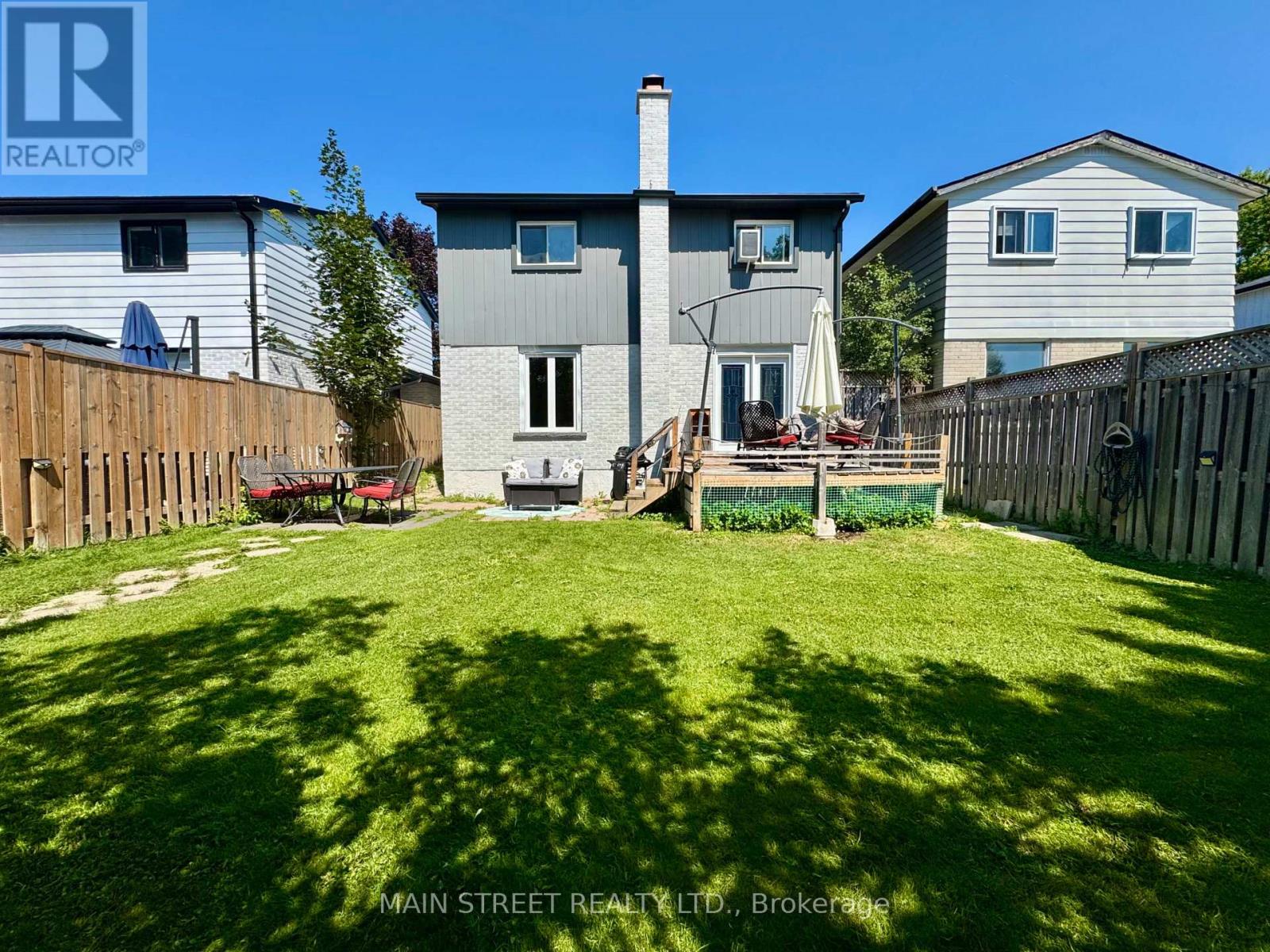 233 Thoms Crescent, Newmarket, Ontario L3Y 1C9 - Photo 26 - N13645958