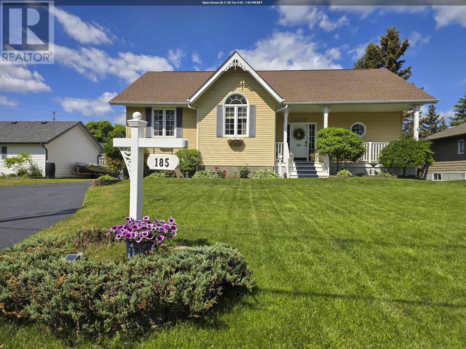 185 Ridgecrest RD, Thunder Bay, Ontario