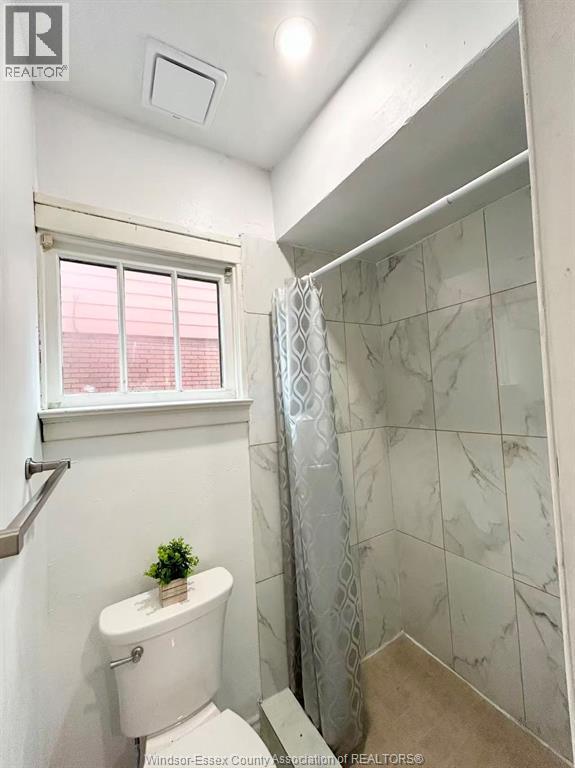 410 Rankin Avenue, Windsor, Ontario  N9B 2R7 - Photo 8 - 26019292