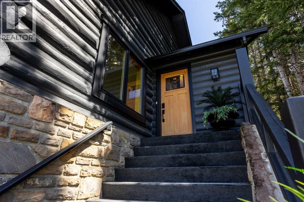 210 St. Julien Road, Banff, Alberta  T1L 1A9 - Photo 4 - A2321556