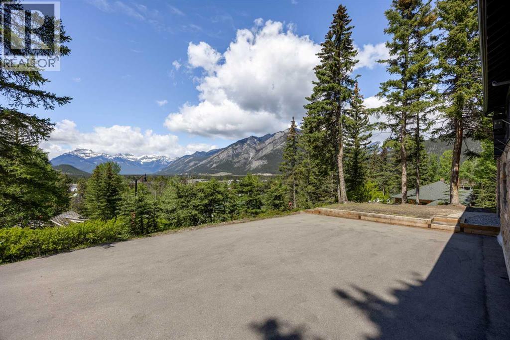 210 St. Julien Road, Banff, Alberta  T1L 1A9 - Photo 5 - A2321556