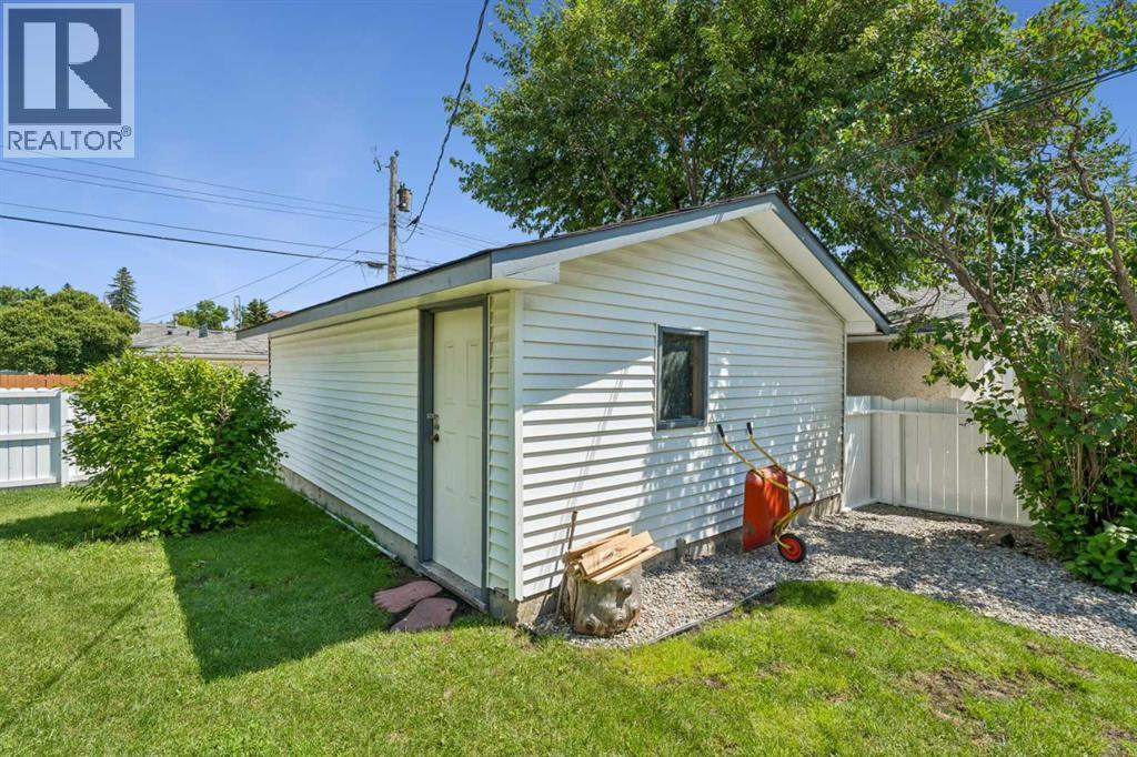 916 Mayland Drive Ne, Calgary, Alberta  T2E 6C4 - Photo 42 - A2328461