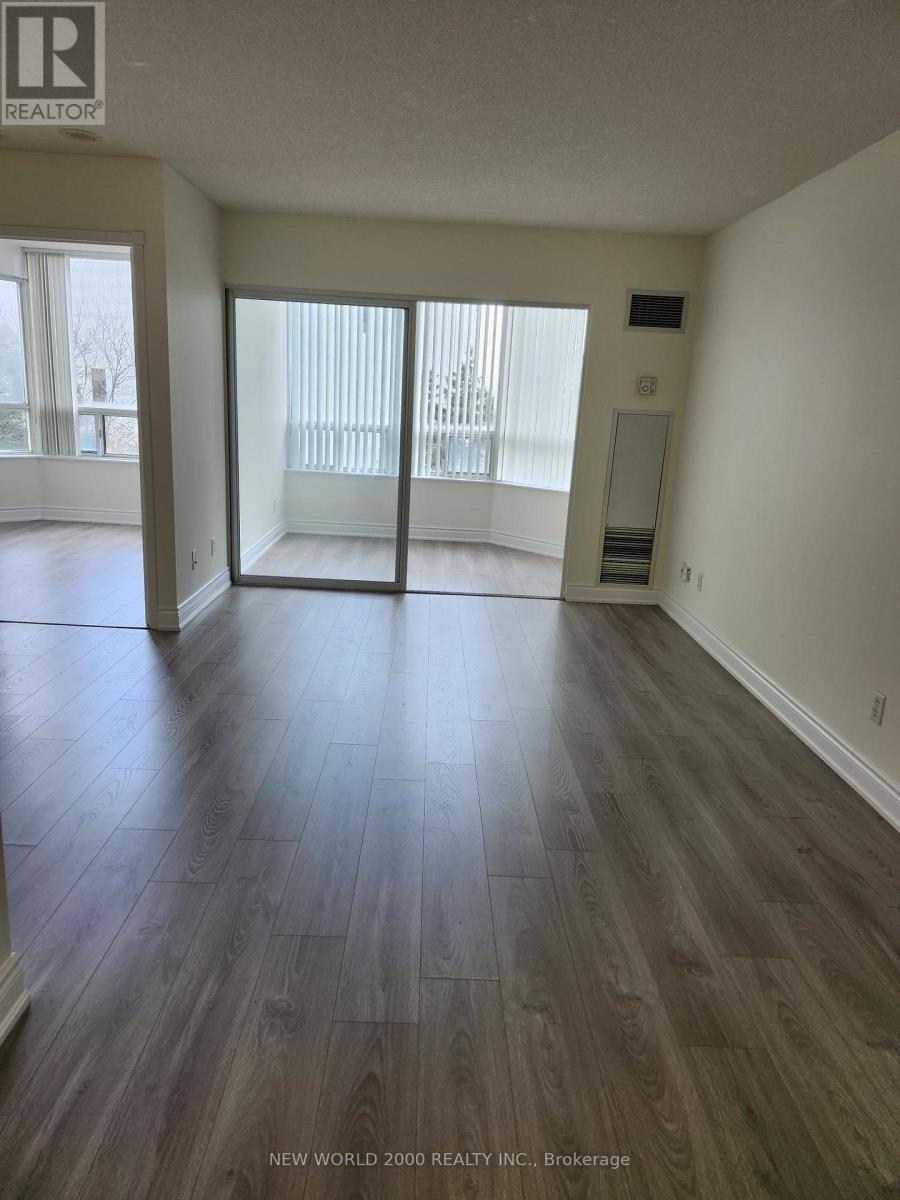 402 - 135 Hillcrest Avenue, Mississauga, Ontario  L5B 4B1 - Photo 5 - W13655878