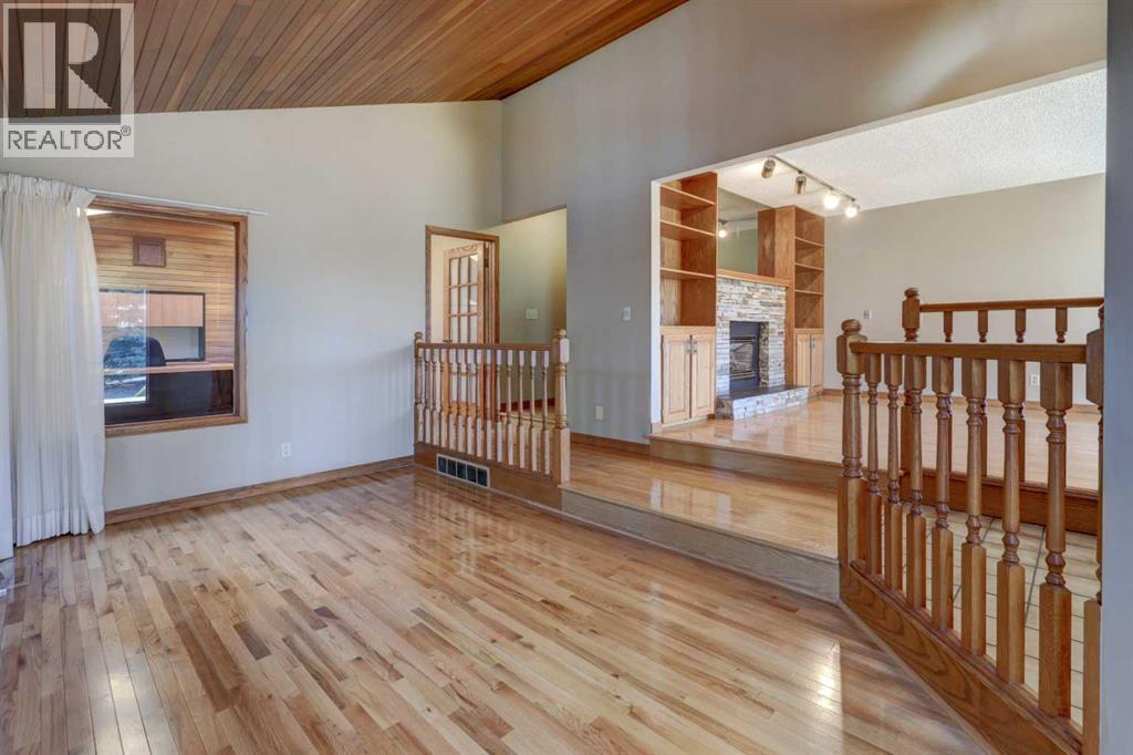 2328 Munro Drive Ne, Calgary, Alberta  T2E 5Y9 - Photo 12 - A2324215