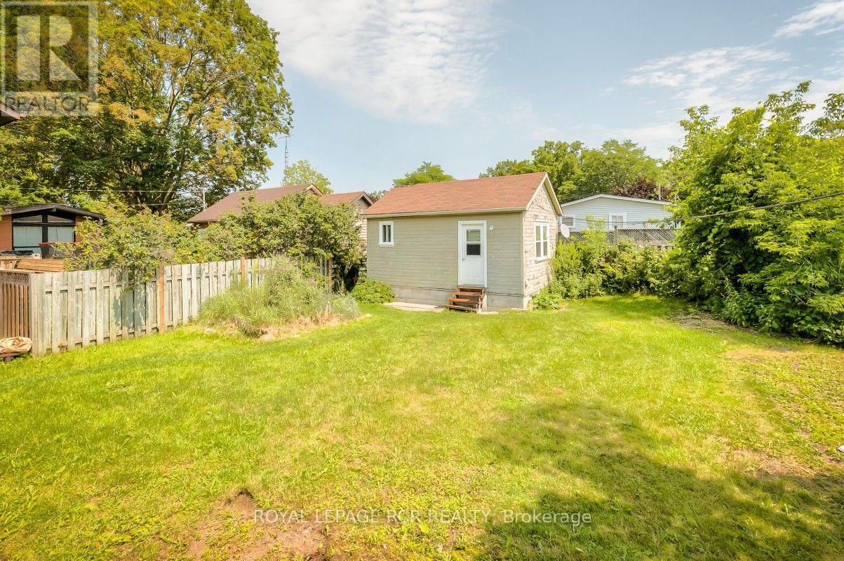 11 Jacksons Point Avenue, Georgina, Ontario L0E 1L0 - Photo 26 - N13652224