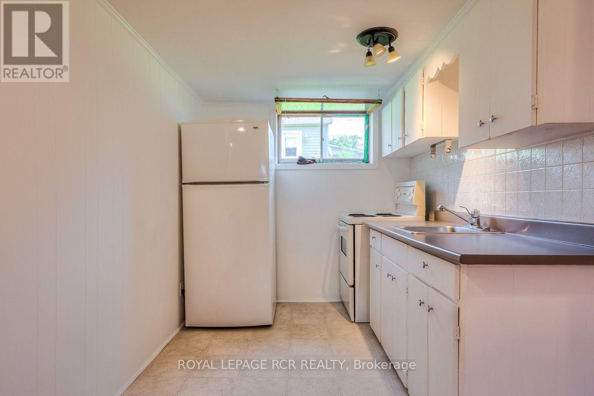 11 Jacksons Point Avenue, Georgina, Ontario L0E 1L0 - Photo 18 - N13652224