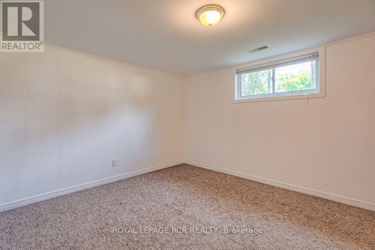 11 Jacksons Point Avenue, Georgina, Ontario L0E 1L0 - Photo 22 - N13652224