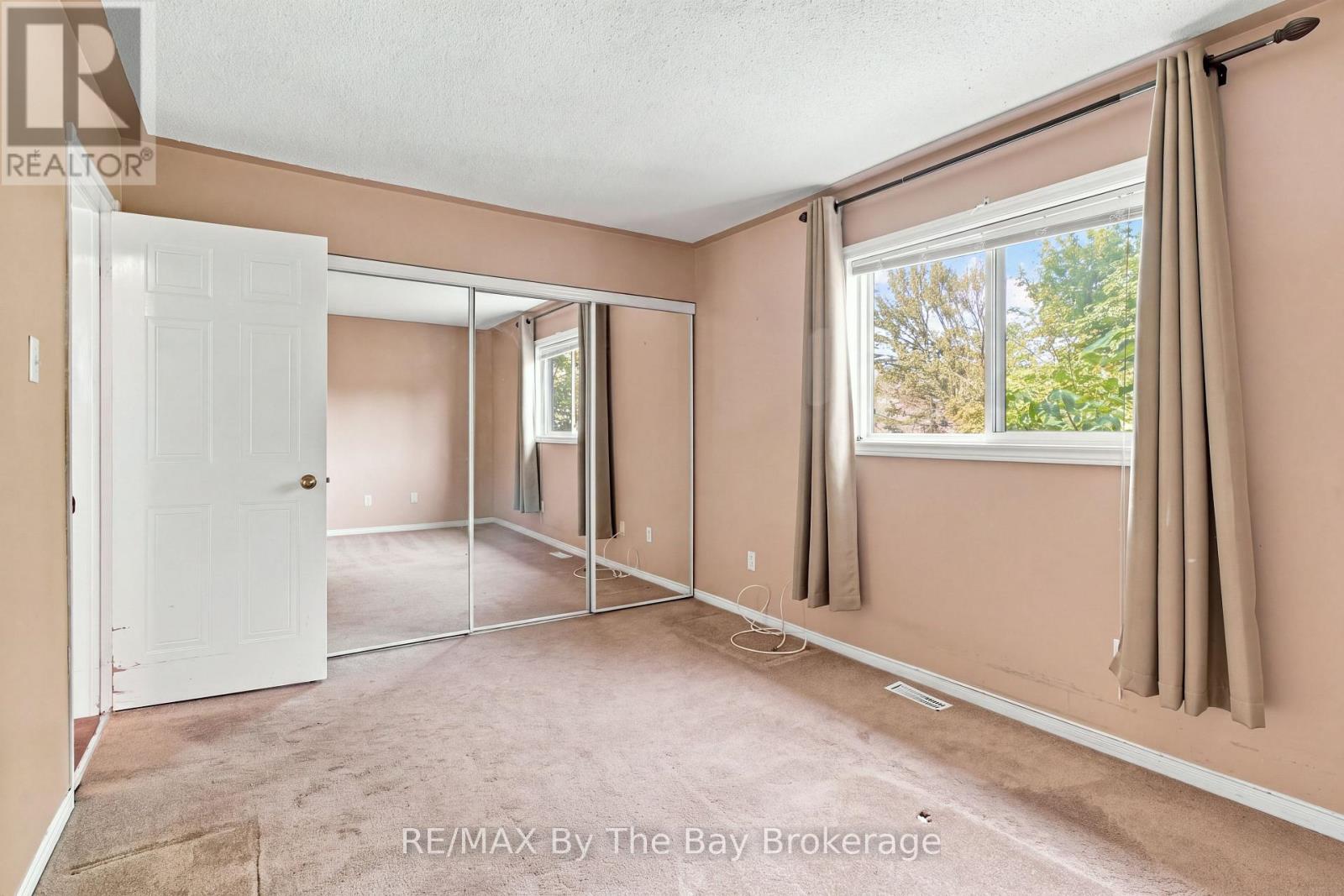 36 Harbour Crescent, Wasaga Beach, Ontario  L9Z 1G5 - Photo 23 - S13655894