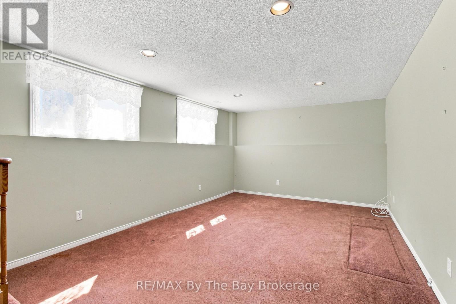 36 Harbour Crescent, Wasaga Beach, Ontario  L9Z 1G5 - Photo 24 - S13655894