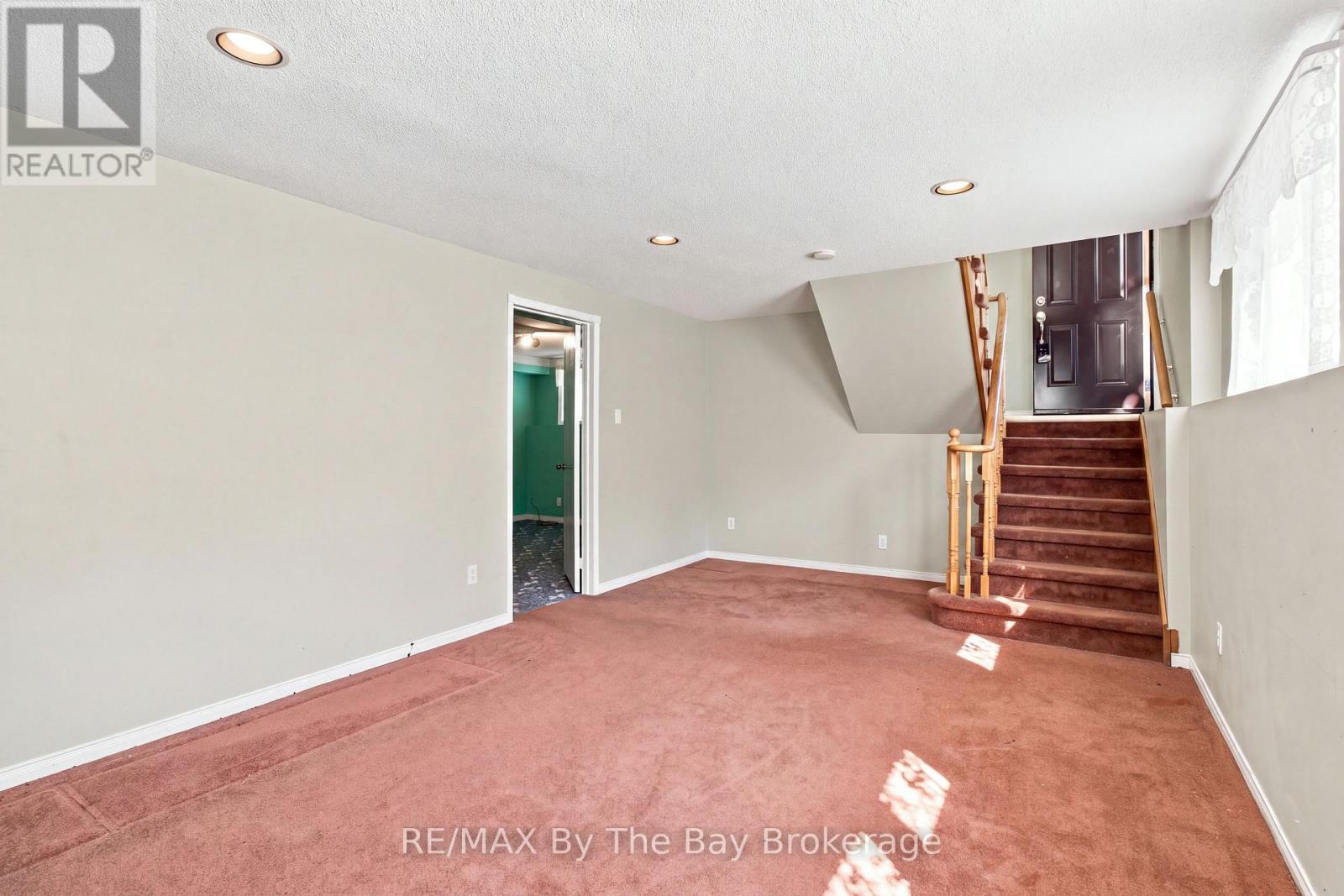 36 Harbour Crescent, Wasaga Beach, Ontario  L9Z 1G5 - Photo 31 - S13655894
