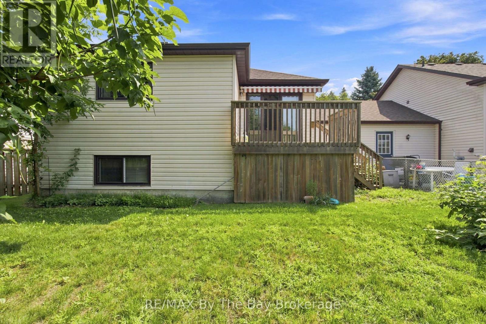 36 Harbour Crescent, Wasaga Beach, Ontario  L9Z 1G5 - Photo 45 - S13655894