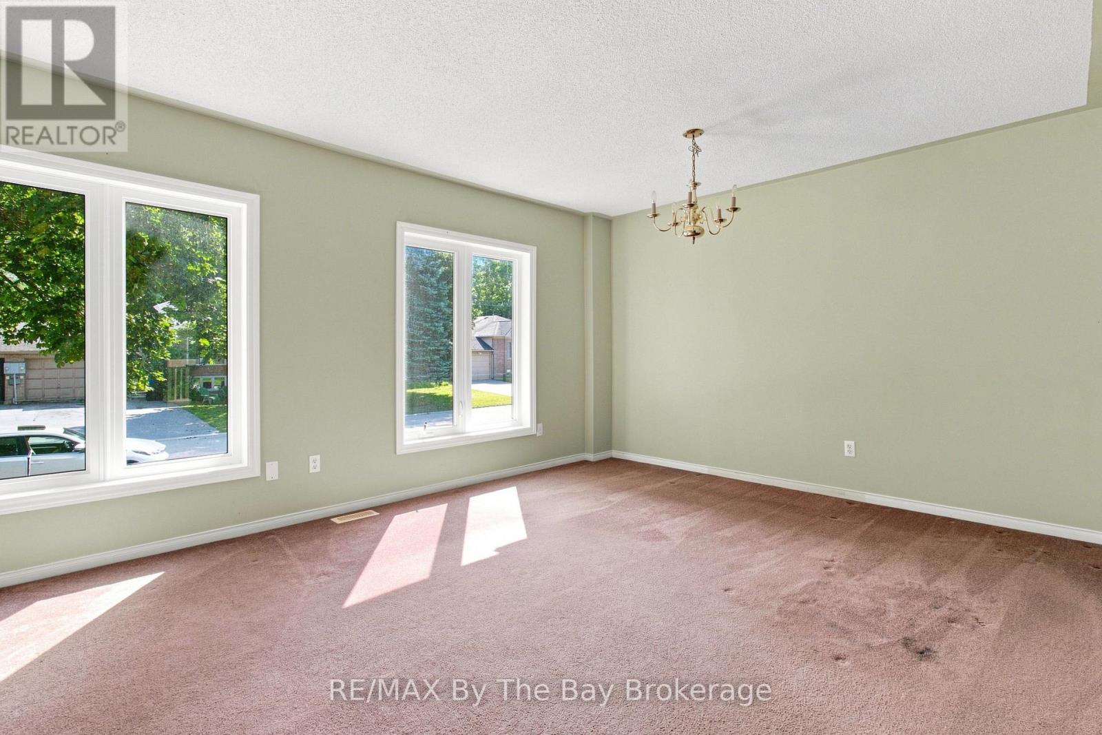 36 Harbour Crescent, Wasaga Beach, Ontario  L9Z 1G5 - Photo 5 - S13655894