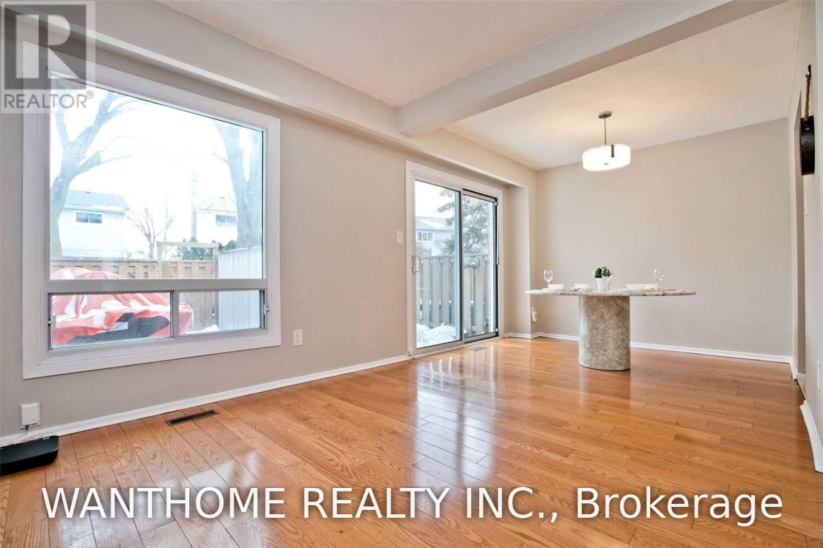 #38 - 175 Alexmuir Boulevard, Toronto, Ontario M1V 1R8 - Photo 2 - E13655906