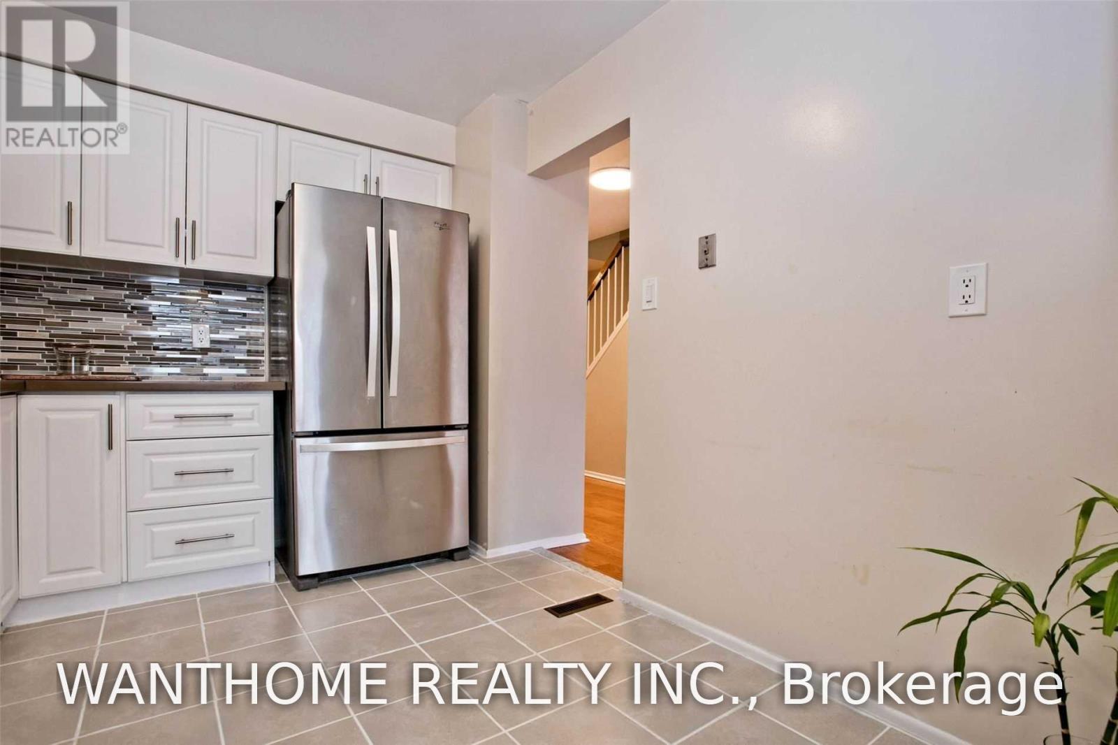 #38 - 175 Alexmuir Boulevard, Toronto, Ontario M1V 1R8 - Photo 9 - E13655906