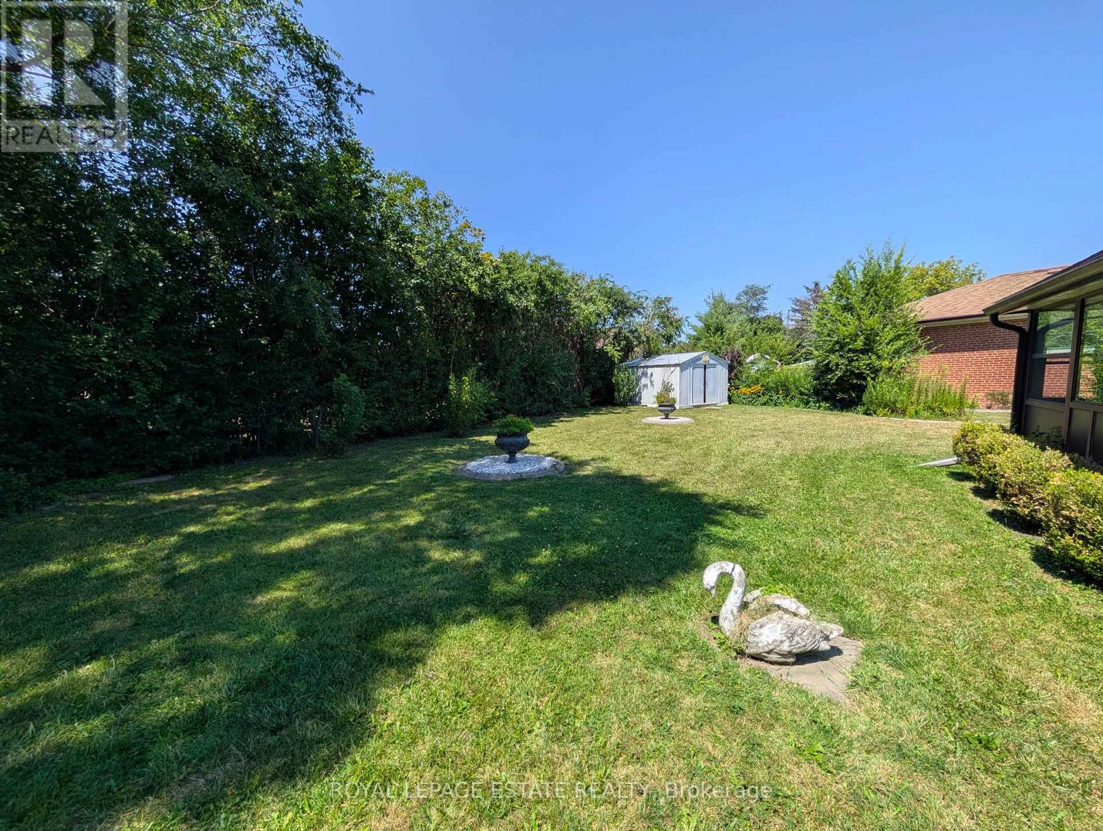 8 Wallbridge Court, Toronto, Ontario  M2R 1W1 - Photo 43 - C13152900