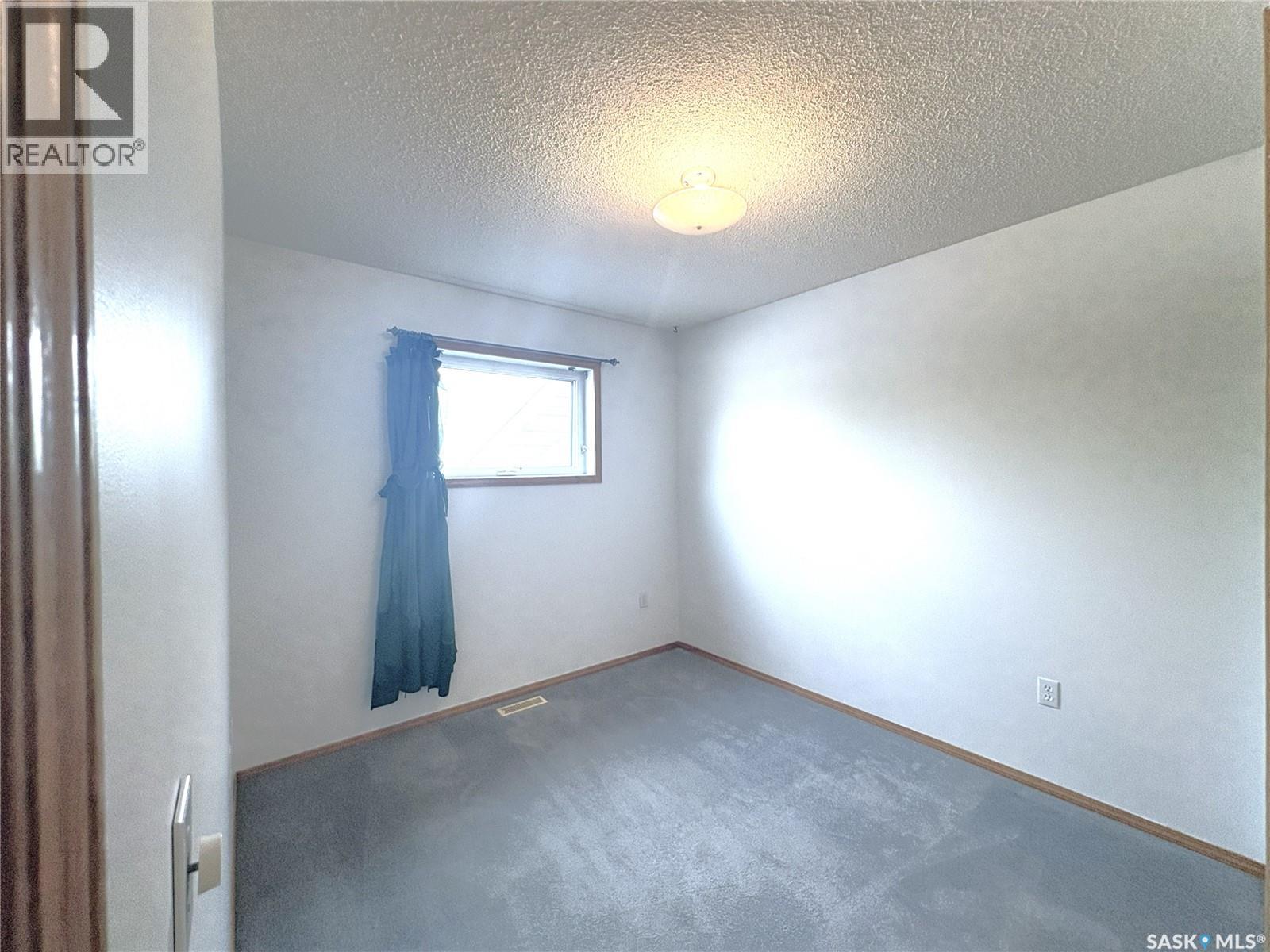 728 14th Street, Humboldt, Saskatchewan  S0K 2A0 - Photo 13 - SK043332