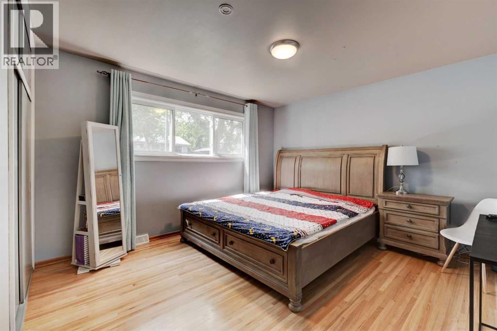 212 Hendon Drive NW, Calgary, Alberta  T2K 1Z2 - Photo 14 - A2327802