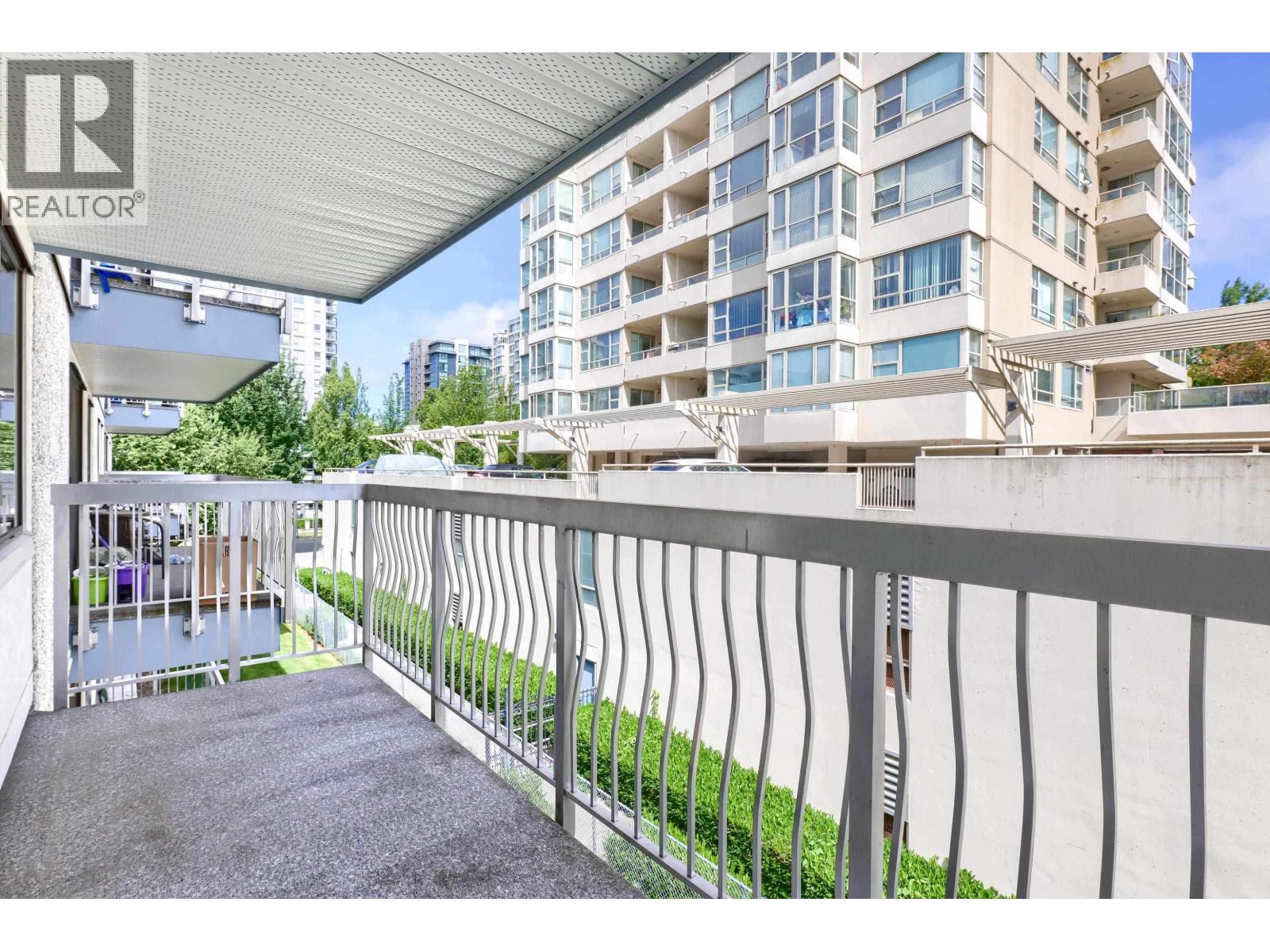 208 6340 Buswell Street, Richmond, British Columbia  V6Y 2E9 - Photo 5 - R3153917