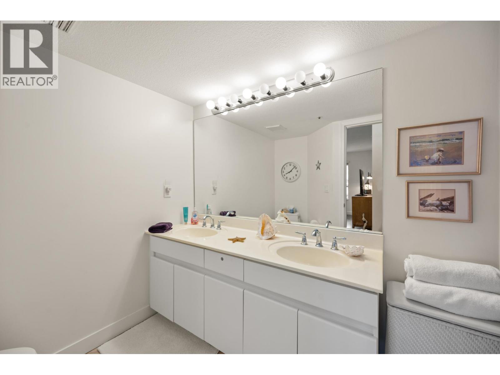 209 2975 Princess Crescent, Coquitlam, British Columbia  V3B 7N3 - Photo 23 - R3133468