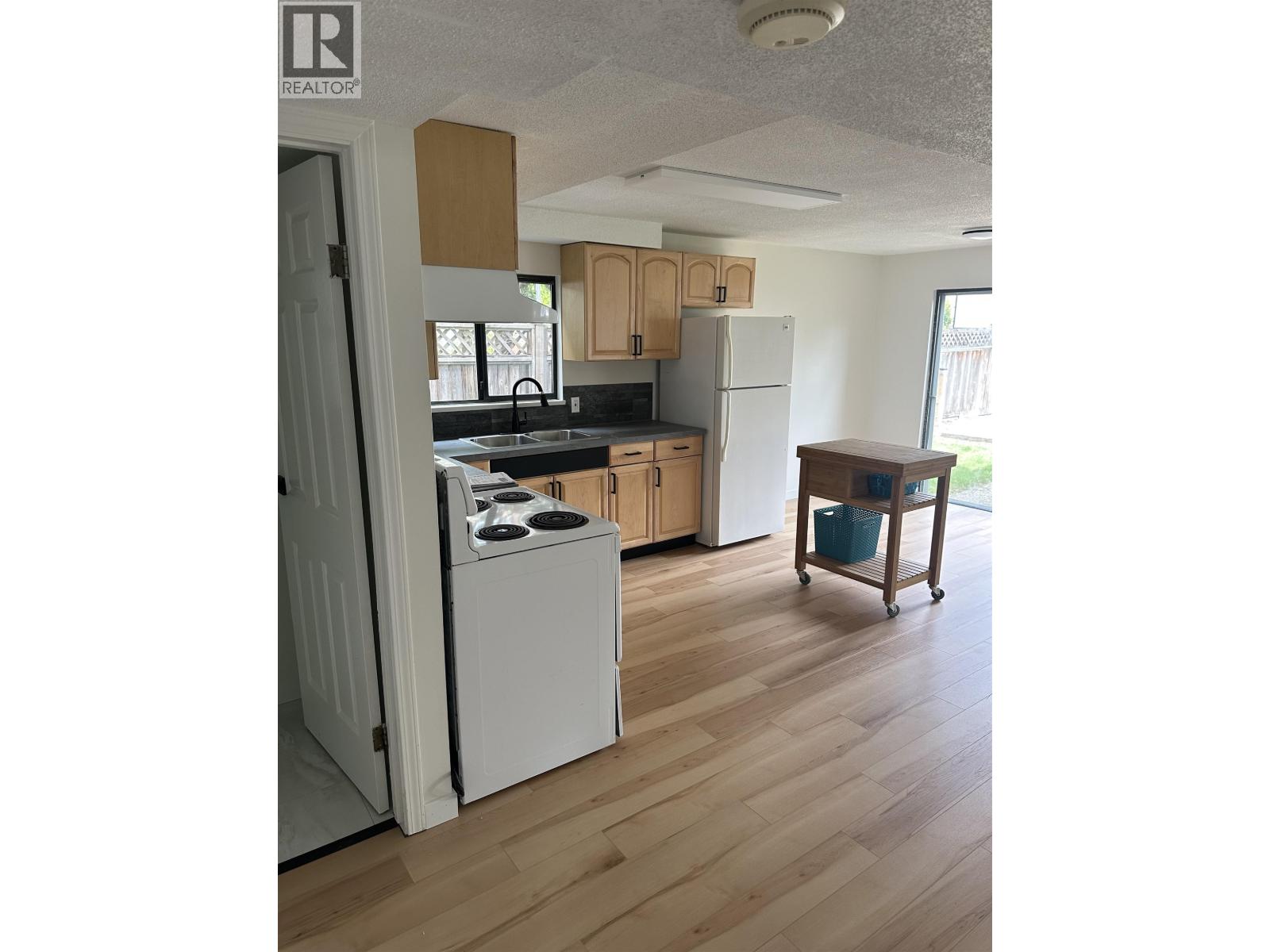 3177 Toba Drive, Coquitlam, British Columbia  V3B 6A3 - Photo 7 - R3147111