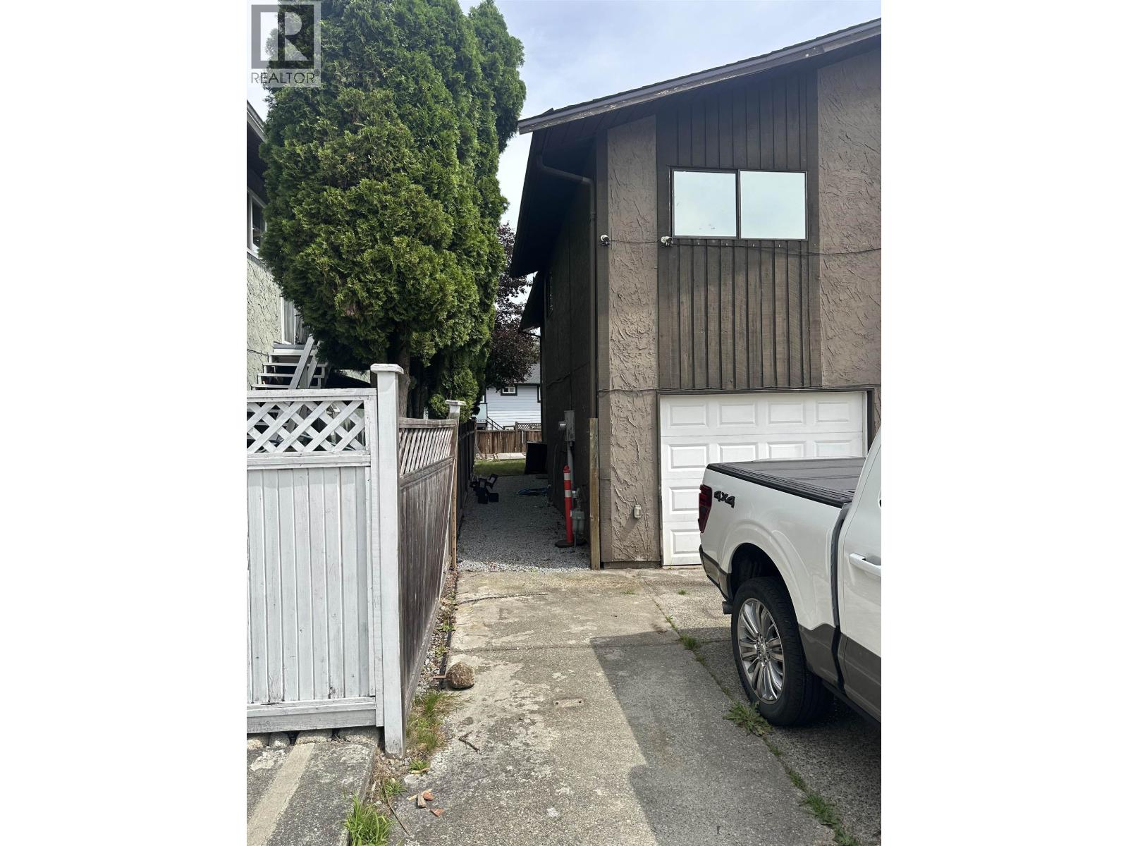 3177 Toba Drive, Coquitlam, British Columbia  V3B 6A3 - Photo 8 - R3147111