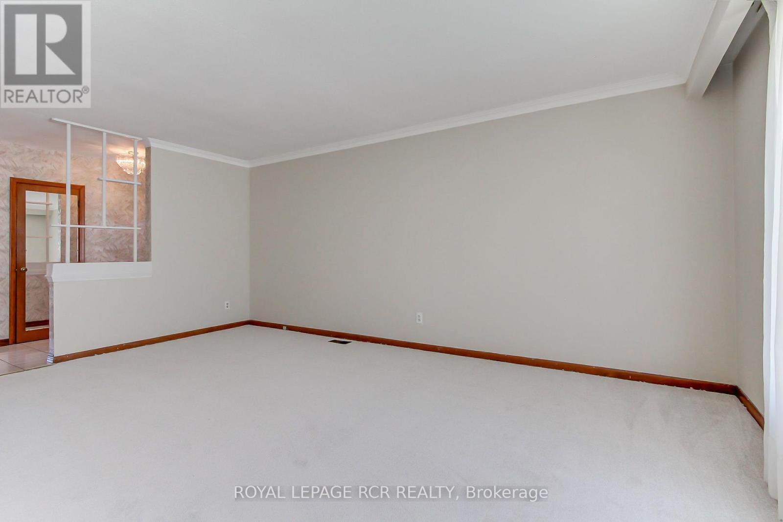 77 Alhart Drive, Toronto, Ontario M9V 2N1 - Photo 12 - W13628322