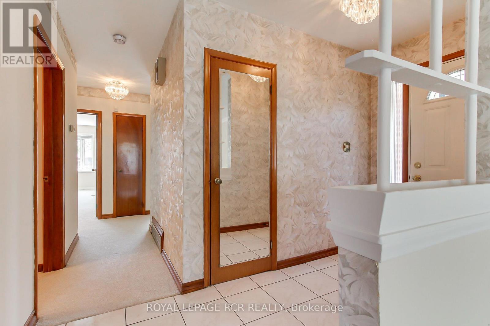 77 Alhart Drive, Toronto, Ontario M9V 2N1 - Photo 20 - W13628322
