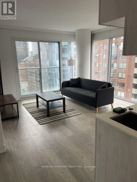 1010 - 181 Dundas Street E, Toronto, Ontario  M5A 0N5 - Photo 2 - C13655908