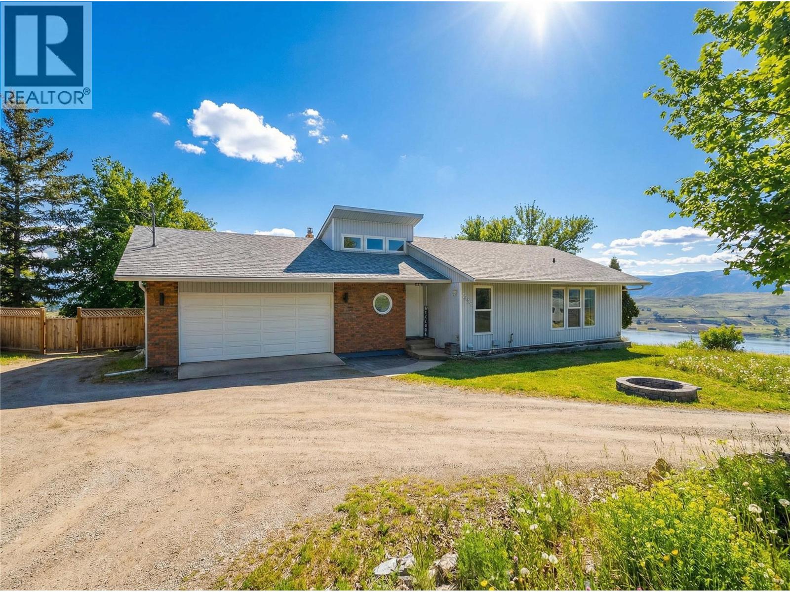7292 Mountridge Road, Vernon, British Columbia