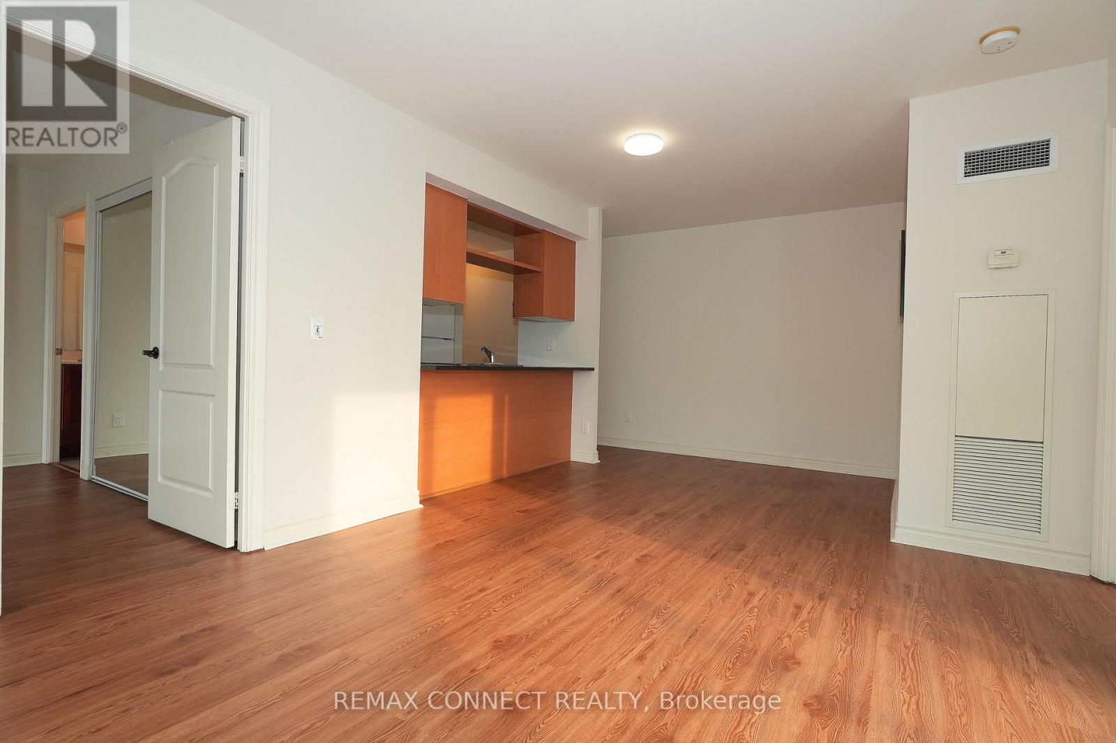1209 - 70 Town Centre Court, Toronto, Ontario  M1P 0B2 - Photo 11 - E13654940