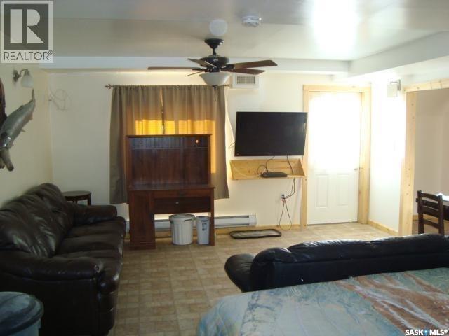 48 Main Street, Manor, Saskatchewan  S0C 1R0 - Photo 47 - SK045088