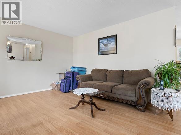 2429 Salmon River Road, Salmon Arm, British Columbia  V1E 4M1 - Photo 16 - 10389980