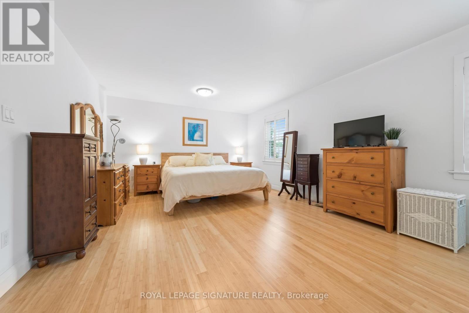 153 Banff Road, Toronto, Ontario M4P 2P8 - Photo 17 - C13655930