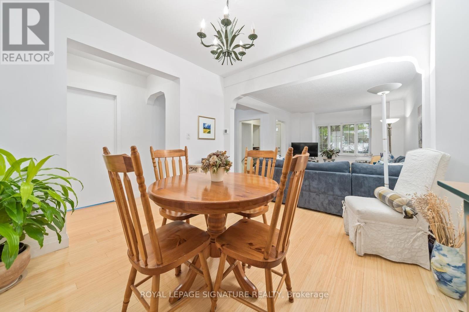 153 Banff Road, Toronto, Ontario M4P 2P8 - Photo 6 - C13655930