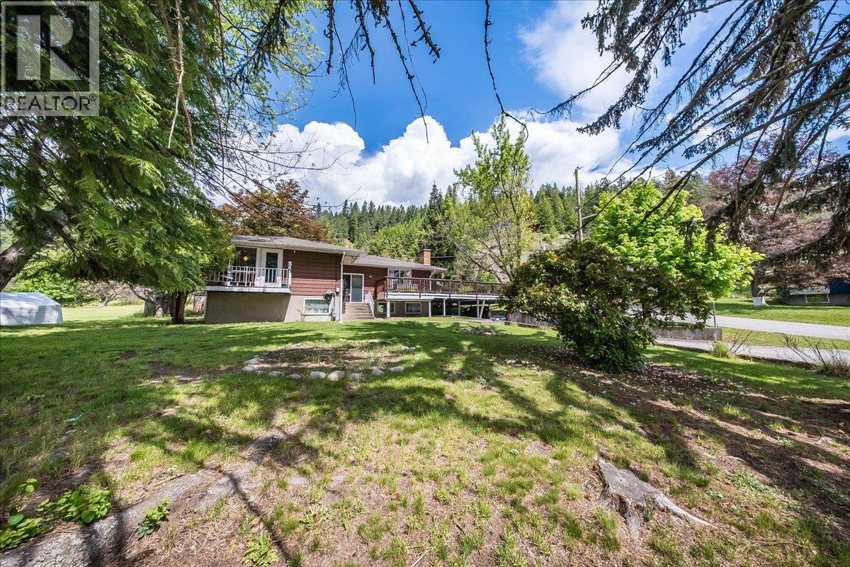 1106 Clarke Road, Robson, British Columbia  V0G 1X0 - Photo 51 - 10386844