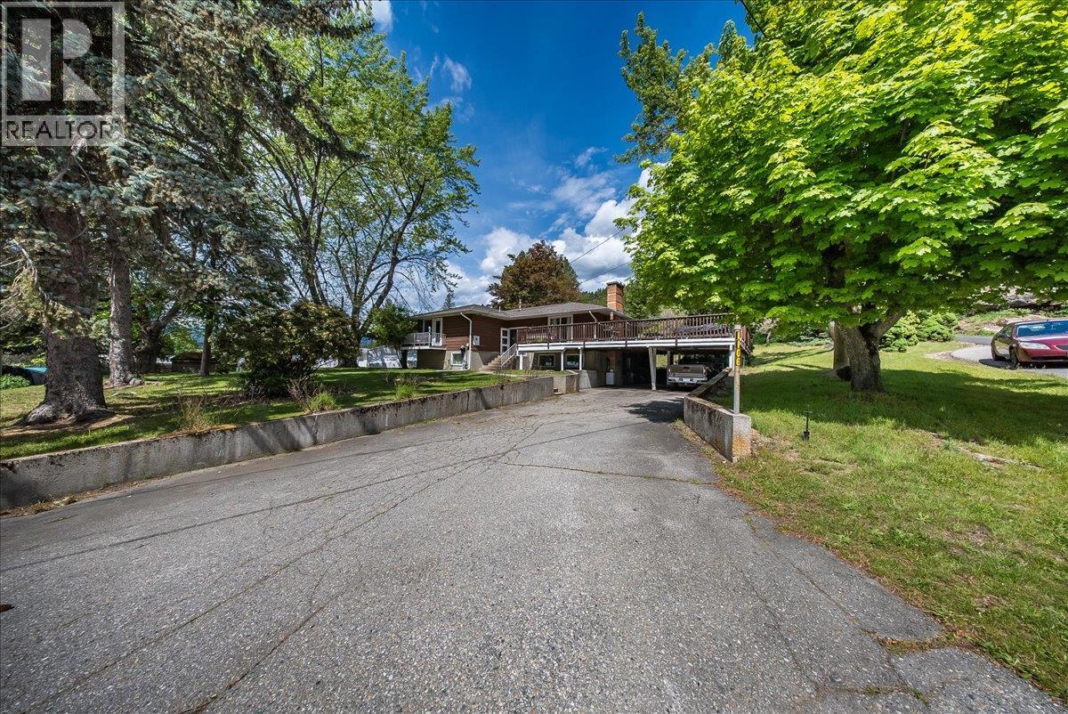 1106 Clarke Road, Robson, British Columbia  V0G 1X0 - Photo 49 - 10386844