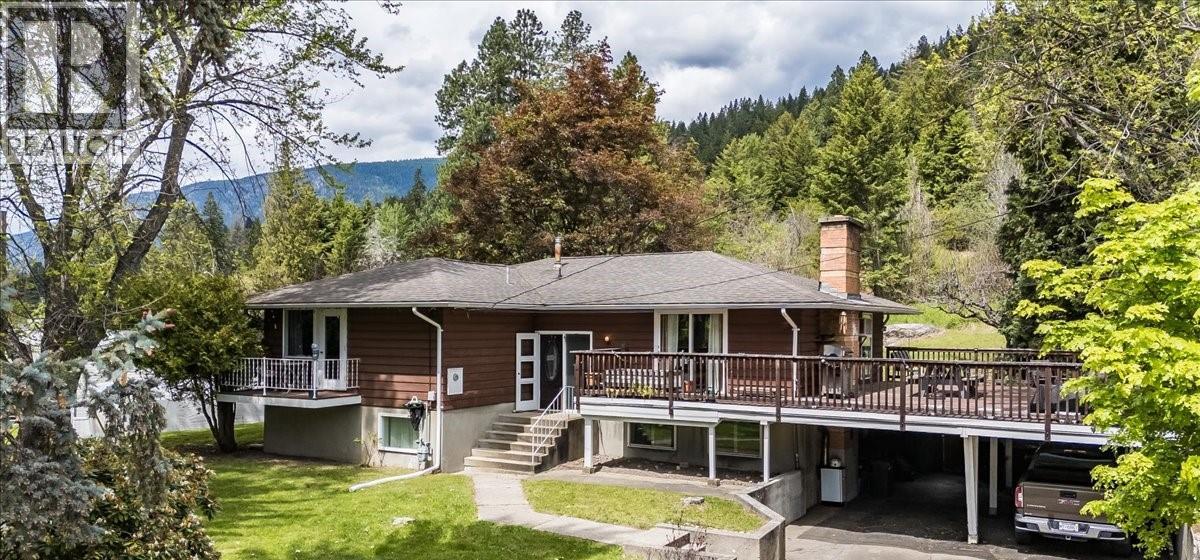 1106 Clarke Road, Robson, British Columbia  V0G 1X0 - Photo 3 - 10386844